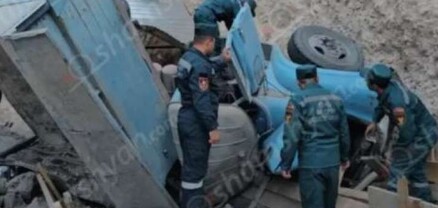 «ԶԻԼ»-ը մոտ 25 մետր բարձրությունից ընկել և գլխիվայր հայտնվել է կառուցվող շենքի համար փորած փոսում․ shamshyan.com