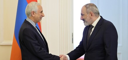 Փաշինյանը հրաժեշտի հանդիպում է ունեցել ՀՀ-ում Իրանի դեսպանի հետ