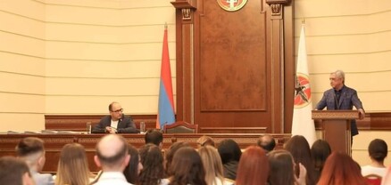 Սերժ Սարգսյանը «Անդրանիկ Մարգարյան» քաղաքական դպրոցի 6-րդ հոսքի շրջանավարտների համար հանդես է եկել բանախոսությամբ