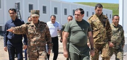 Սուրեն Պապիկյանը այցելել է նոր զորանոցների կառուցման  շինհրապարակներ, ծանոթացել աշխատանքներին