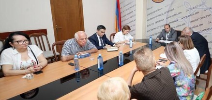 Հայ փախստականների և բռնի տեղահանվածների ՀԿ-ների ներկայացուցիչները առաջարկներ են ներկայացրել ՀՀ ԱՍՀ նախարարին