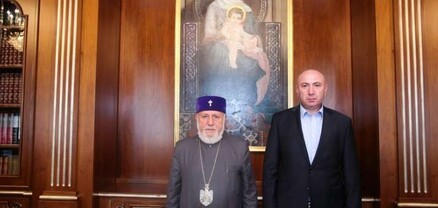 Ամենայն Հայոց Կաթողիկոսն ընդունել է «Մայր Հայաստան» շարժման համակարգող Անդրանիկ Թևանյանին