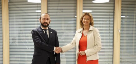 Արարատ Միրզոյանը Սլովենիայի ԱԳ նախարարին ներկայացրել է ԼՂ-ում խորացող հումանիտար ճգնաժամը