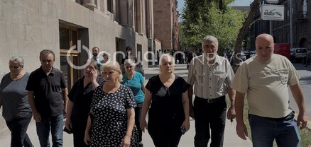 Նիկո՛լ, մենք գալու ենք քո հետևից, դու պատասխան ես տալու․անհետ կորածի մայր