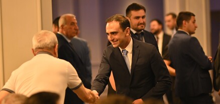 Ավինյանը շինարարության ոլորտի նշանավոր ներկայացուցիչներին հուշամեդալներ է շնորհել