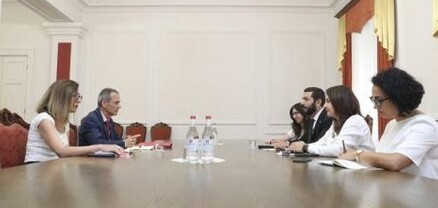 Ռուստամ Բաքոյանը ԿԽՄԿ պատվիրակության ղեկավարի հետ քննարկել է Վագիֆ Խաչատրյանին ՀՀ տեղափոխելու հարցը