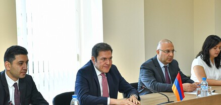 ԱԳ նախարարի տեղակալն ընդունել է Հյուպատոսական հարցերով ԱՄՆ պետքարտուղարի տեղակալին