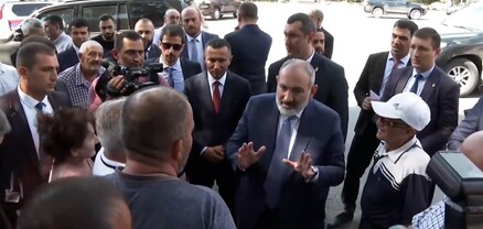 Փաշինյանը կաթիլային ոռոգումը համեմատեց Նոր տարվա սեղանի հետ