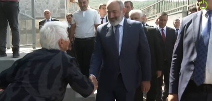 Էս ձե՞ր տունն է. Փաշինյանը՝ Շուռնուխի բնակչին