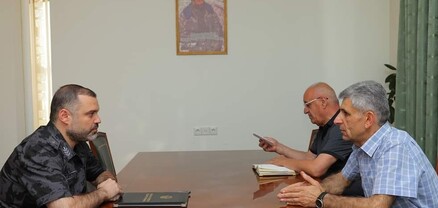 Արցախի Հանրապետության Ազգային ժողովի նախագահ Դավիթ Իշխանյանն ընդունել է ՆԳ նախարար Կարեն Սարգսյանին