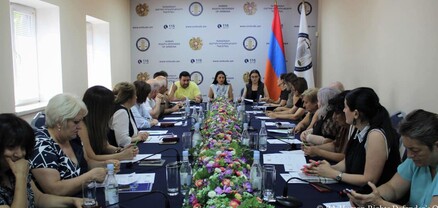 Քննարկվել են բռնի տեղահանված անձանց և փախստականների իրավունքների պաշտպանությանը վերաբերելի հարցեր