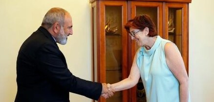 Վարչապետն ընդունել է Կանադայի դեսպանին, որն ավարտում է դիվանագիտական գործունեությունը մեր երկրում