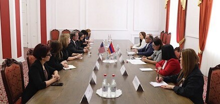 «Հայաստան» և «Պատիվ ունեմ» խմբակցությունների ներկայացուցիչները հանդիպել են Գերի Փիթերսի հետ