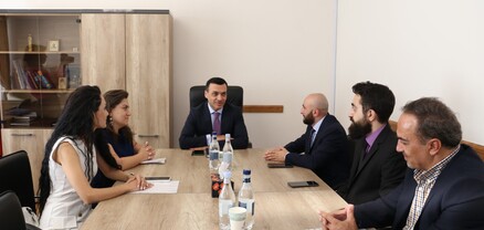 Էկոնոմիկայի նախարարության գլխավոր քարտուղարն ընդունել է «իԳործ» ծրագրի մասնակիցներին