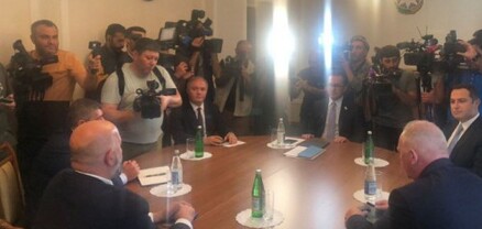 Խոջալու բնակավայրում մեկնարկել է Արցախի իշխանության և Ադրբեջանի ներկայացուցիչների հերթական հանդիպումը