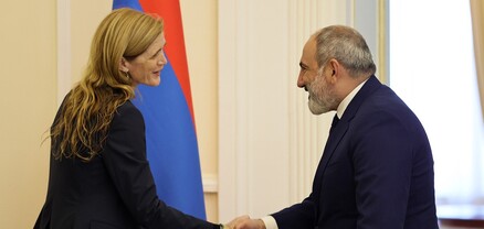 Վարչապետ Փաշինյանը հյուրընկալել է ԱՄՆ ՄԶԳ ղեկավար Սամանթա Փաուերի գլխավորած պատվիրակությանը