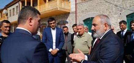 Փաշինյանի մարզային այցերը՝ պատուհաս տեղի բնակիչների համար․ Ժողովուրդ