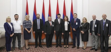 Գեւորգ Պապոյանն ԱԺ-ում ընդունել է մակեդոնական պատվիրակությանը