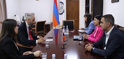 ՄԻՊ-ը Չեխիայի դեսպանի հետ քննարկել է զինված ուժերում մարդու իրավունքների պաշտպանության վիճակը