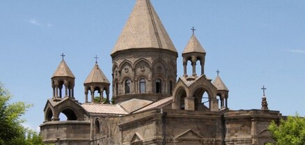 Մայր աթոռ Սուրբ Էջմիածինը հետաձգեց Մյուռոնօրհնեքը