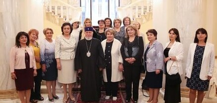 Ամենայն Հայոց Կաթողիկոսն ու Հրանուշ Հակոբյանը քննարկել են ազգային կյանքում հայ կանանց դերը