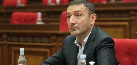 2014 թվականի դեկտեմբերին դրամը սրընթաց արժեզրկվում էր, մի որոշ պահի արդեն խուճապային պրոցես էր. Բաբկեն Թունյան