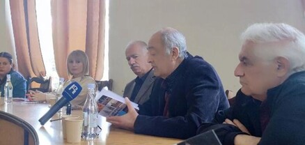 «Երբ Արցախը պաշարված էր». ինչ են պատմել արցախցի գրողները բլոկադայի մասին գրքում