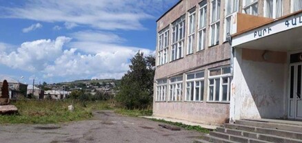 Մեծավանի միջնակարգ դպրոցում պահակը սպառնում էր սպանել տնօրենին, գրադարանավարուհուն և մեկ այլ պահակի․ shamshyan.com