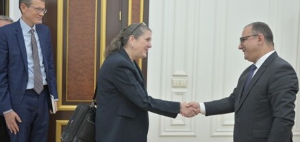 Փոխվարչապետն ԱՄՆ ՄԶԳ կառավարչի տեղակալի հետ քննարկել է բռնահանված արցախցիների խնդիրները