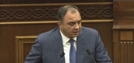 ՆԳ նախարարն ԱԺ ամբիոնից ասաց Արցախի Հանրապետություն, բայց շտապեց ուղղել իրեն