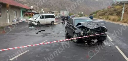 Ողբերգական ավտովթար՝ Վայոց ձորի մարզում. կա 1 զոհ, 3 վիրավորներից 2-ը երեխաներ են. shamshyan.com
