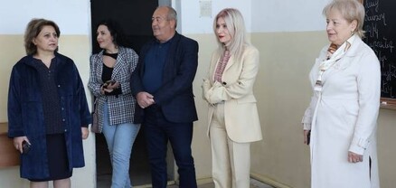 ԿԳՄՍ փոխնախարար Սվաջյանը շրջայց է կատարել Եղվարդի և Աշտարակի կրթական հաստատություններում