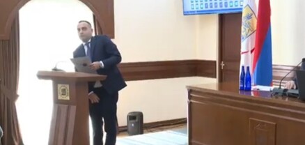 Շալվարս ամբիոնին վնաս չէ