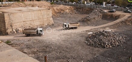 Կոմիտասի պողոտայում այգին քանդում են, որ այգի սարքեն