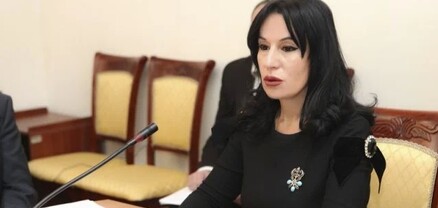 Արցախցիների չնչին մասին կացարան տալով, ռեխները շաղ տալով ման են գալիս․ Նաիրա Զոհրաբյան