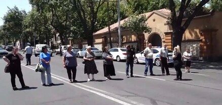 Փաշինյան Նիկոլ, պատասխան ես տալու․ անհետ կորածների ծնողները ճանապարհներ կփակեն
