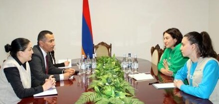 Սյունիքի մարզպետ Ռոբերտ Ղուկասյանը հանդիպել է ՅՈՒՆԻՍԵՖ-ի ներկայացուցիչների հետ