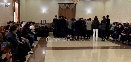 Արցախում պայթյունից զոհված հորը, 2 որդիներին և փեսային վերջին հրաժեշտն են տալիս