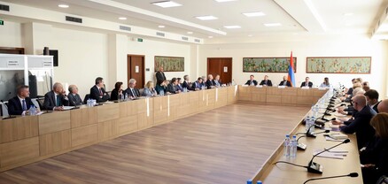 Արարատ Միրզոյանը հանդիպել է ՀՀ-ում հավատարմագրված ԵՄ և ԵՄ անդամ պետությունների դեսպանների հետ