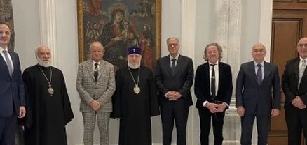 Կաթողիկոսը ղպտի գործարարի հետ քննարկել է Արցախից բռնի տեղահանվածների առջև ծառացած մարտահրավերները