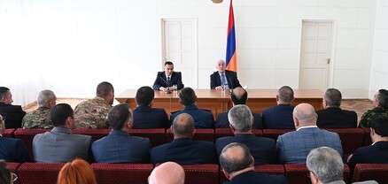 Նախագահ Վահագն Խաչատուրյանը խորհրդակցություն է անցկացրել Սյունիքի մարզպետարանում