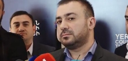 Շնագայլային ոհմակի սկզբունքով հարձակվում են ավագանու անդամների վրա. Մանուկ Սուքիասյան