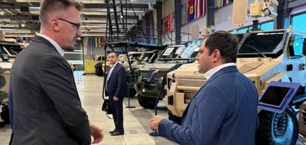 Հայաստանի պաշտպանության նախարարը մասնակցել է Դուբայի ավիացիոն ցուցահանդեսի բացմանը