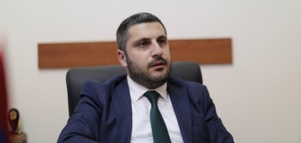 Փաշինյանի ու Փամբուխչյանի հարաբերությունները լարված են. Ժողովուրդ