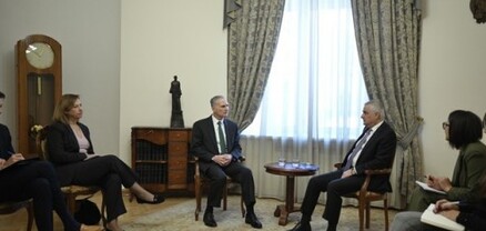 Մհեր Գրիգորյանը Լուիս Բոնոյին ներկայացրել է «Խաղաղության խաչմերուկ» նախագիծը