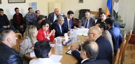 Էկոնոմիկայի նախարարությունը հողամասերի իրավական կարգավիճակի շուրջ Փարաքարում քննարկումներ է ունեցել