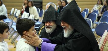 Հավատքով զորացած մարդը կդիմագրավի կյանքի բոլոր փորձություններին․ Արամ Ա Վեհափառ Հայրապետ