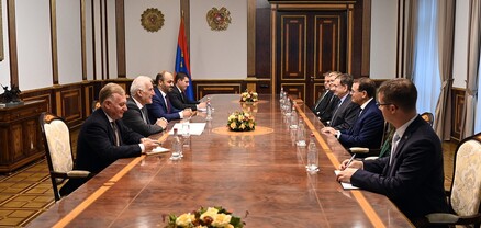 Վահագն Խաչատուրյանն ընդունել է Կանադայի Սենատի անդամ Լեո Հուսակոսի գլխավորած պատվիրակությանը