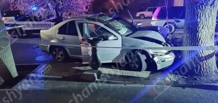 Գյումրիում 44-ամյա վարորդը Volkswagen Jetta-ով բախվել է ծառին, կա վիրավոր. shamshyan.com