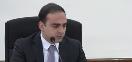 Շենքերը մի օր կփլուզվեն, Արզումանյան 10 և 17-ի բնակիչներին չենք կարող անվերջ համոզել․ Ավինյան